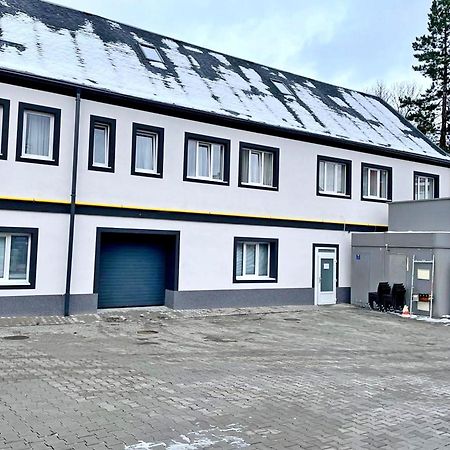 Apartments Gato Karlovy Vary Stara Role المظهر الخارجي الصورة