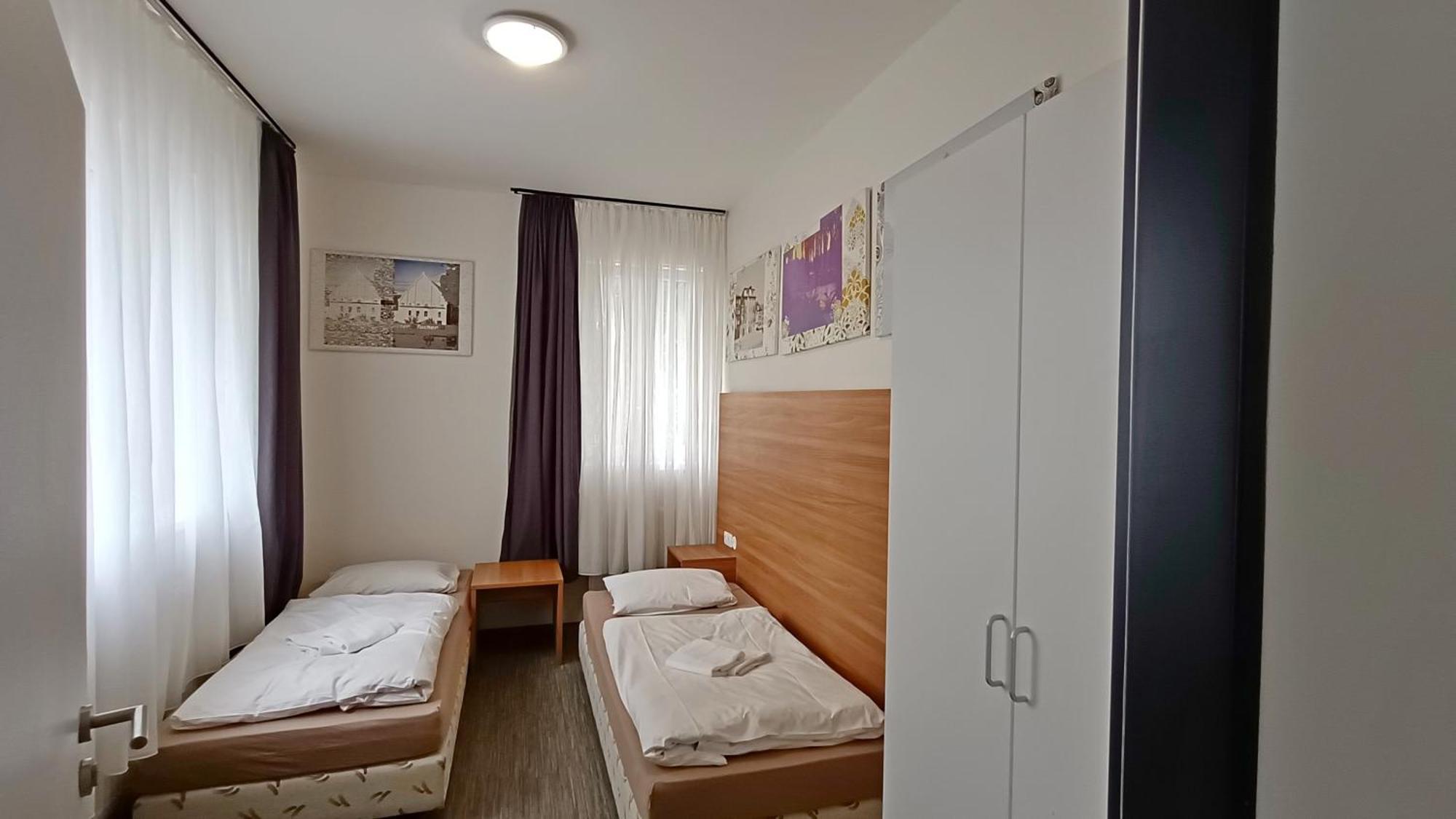 Apartments Gato Karlovy Vary Stara Role المظهر الخارجي الصورة